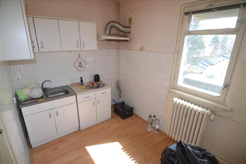 Vanzare garsoniera decomandata Astra- Planete - 5