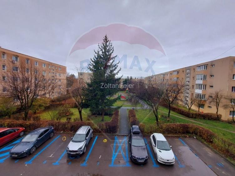 Apartament cu 3 camere de inchiriat in zona Astra!