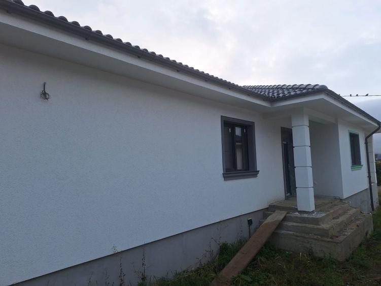 Casa de vanzare -parter-finisata - 8