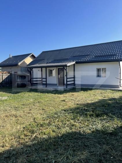 casa de vanzare comuna Vultureni - 1