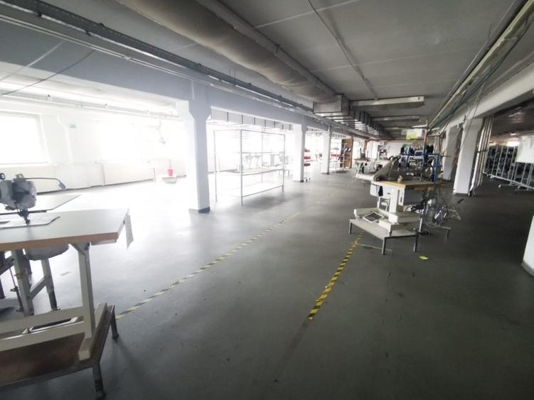 Fabrica mica industrie complet pregatita cu teren generos - 7