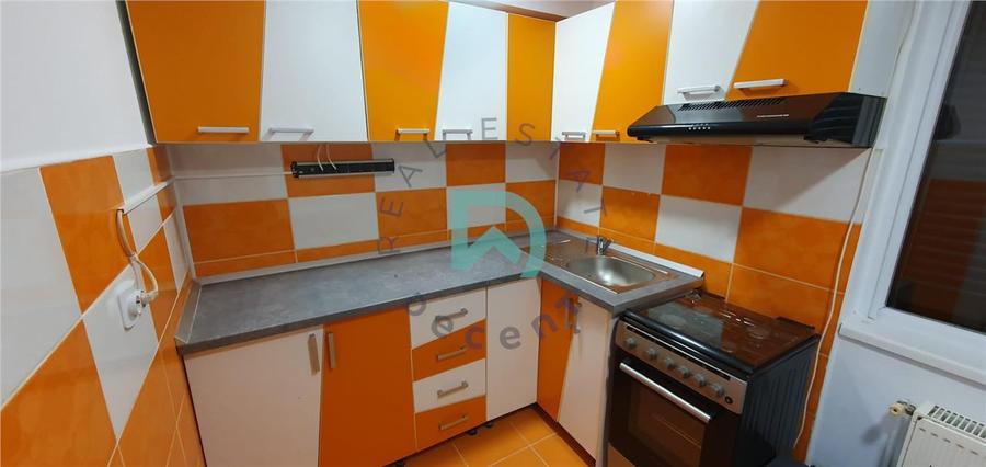 Garsoniera de vanzare, Centrul Civic, Brasov. - 1