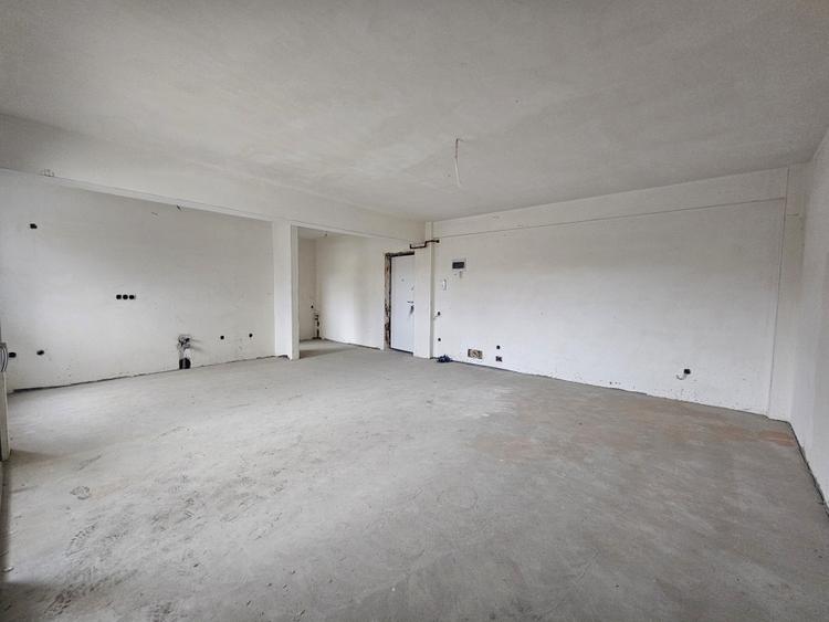 Apartament spatios in imobil nou, in Someseni - 6