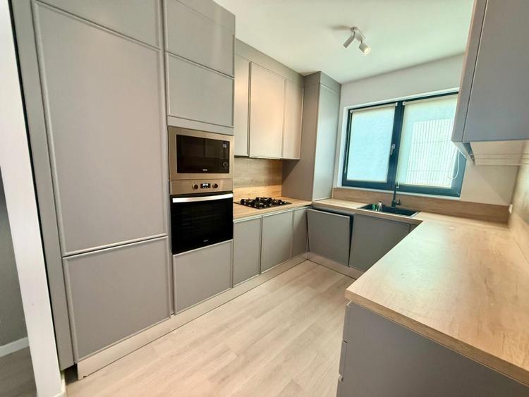 MOBEXPERT HOMES | SCOALA AMERICANA | VILA CU 4 DORMITOARE COMPLET MOBILATA - 1