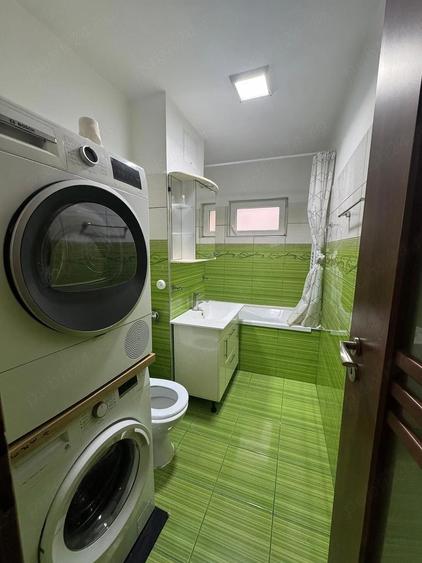 Inchiriez apartament 3 camere - 3