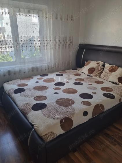 Vand apartament 2 camere Vand apartament 2 camere