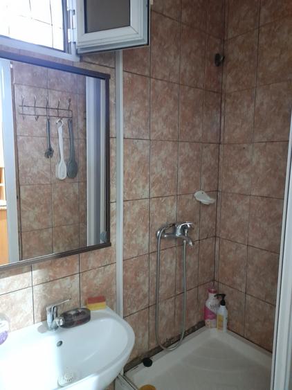 Inchiriez garsoniera - 5