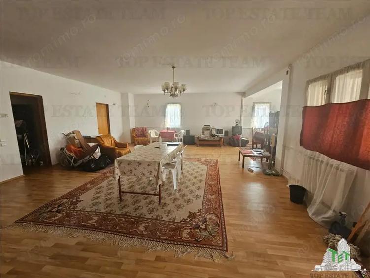 Vila spatioasa 525metri totali de inchiriat in centru Bolintin-Deal - 22