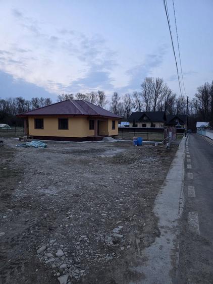 Vand casa noua , situata la 4 km de Tg.Neamt(Topolita) - 1