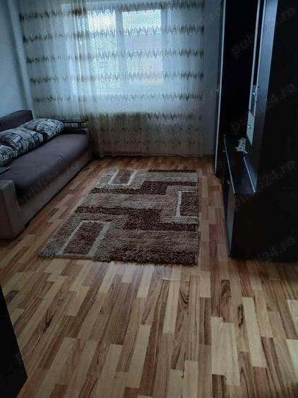 Inchiriez garsoniera etaj 4 - 5