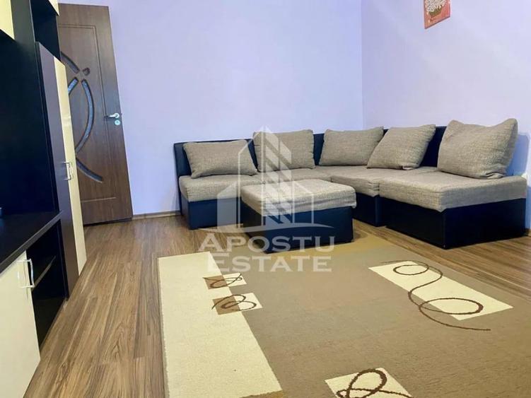 Apartament cu 3 camere, zona Sagului, Centrala Proprie - 6