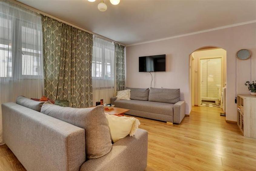 AP.2 CAMERE RENOVAT MOBILAT UTILAT SECTOR 1 CALEA DOROBANTI - 6