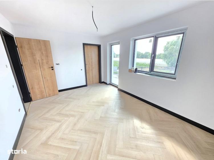 Casă cu 4 camere cu Teren 500 Mp în Central