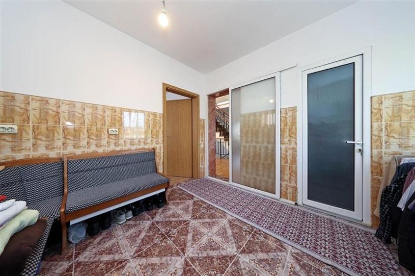 Vanzare Casa zona Tractorul, teren aferent 700 mp - 22