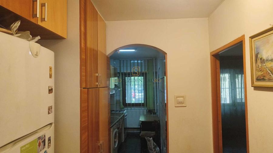 Garsoniera decomandata, acces facil metrou Aparatorii Pat6riei - 8