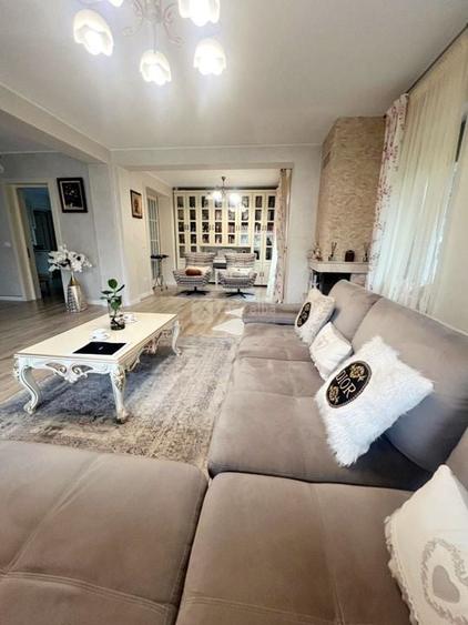 Eleganta si confortul se intalnesc aici! Proprietate superba de vanzare - 4