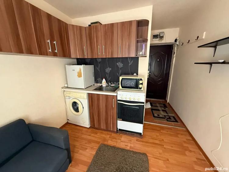 Vind garsoniera, schimb cu apartament 2 camere
