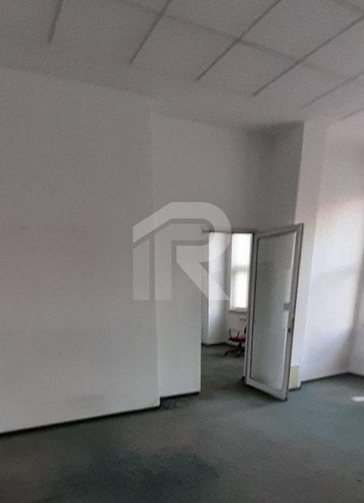 Vand Spatiu pe bd. Unirii stradal, spatiu pretabil club, bar sau clinica - 12