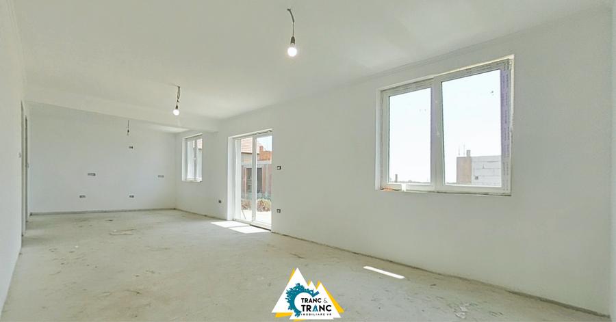 Casa nouă a familiei tale cu 3 camere și terasă – Zimandu Nou - 9