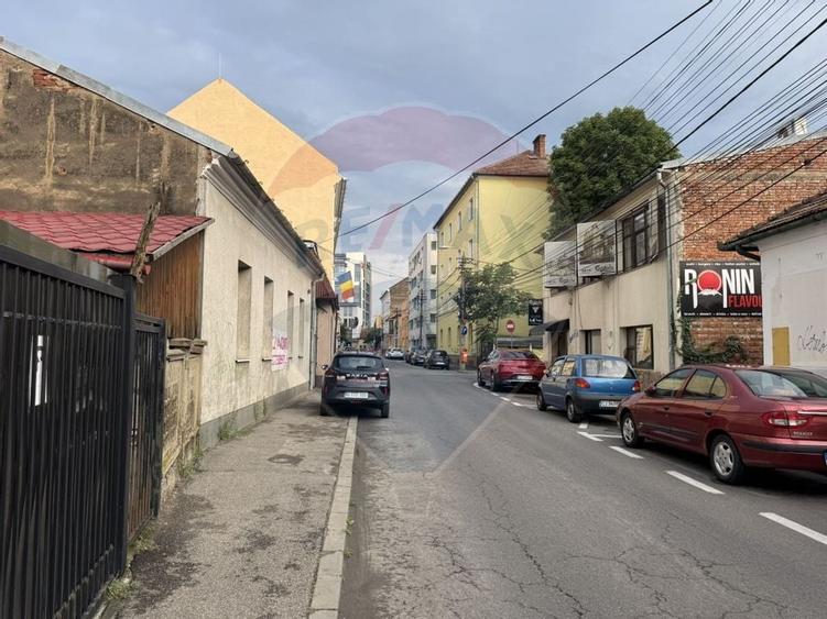 Spatiu pentru birouri / institutii - ultracentral, Str. Pitesti - 1