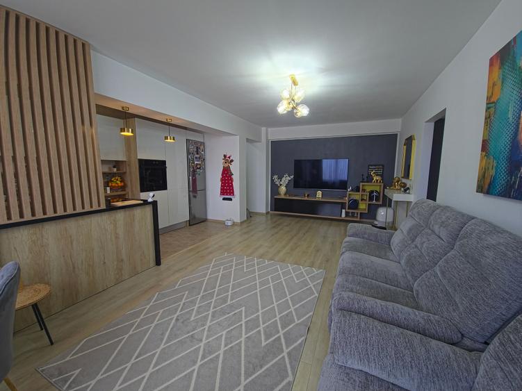 Apartament spațios  3 camere 77 mp Ovidiu   Bloc nou   Parcare inclusă - 1