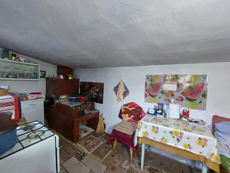 Casa batraneasca bine intretinuta in Bahna - 6