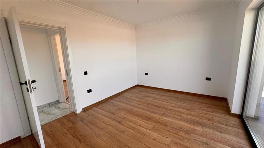 Vila tip duplex de vanzare in Rediu, design mediteranean, panorama catre Dealul - 15