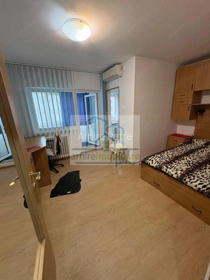 Vanzare Garsoniera zona Giulesti Vanzare Garsoniera zona Giulesti