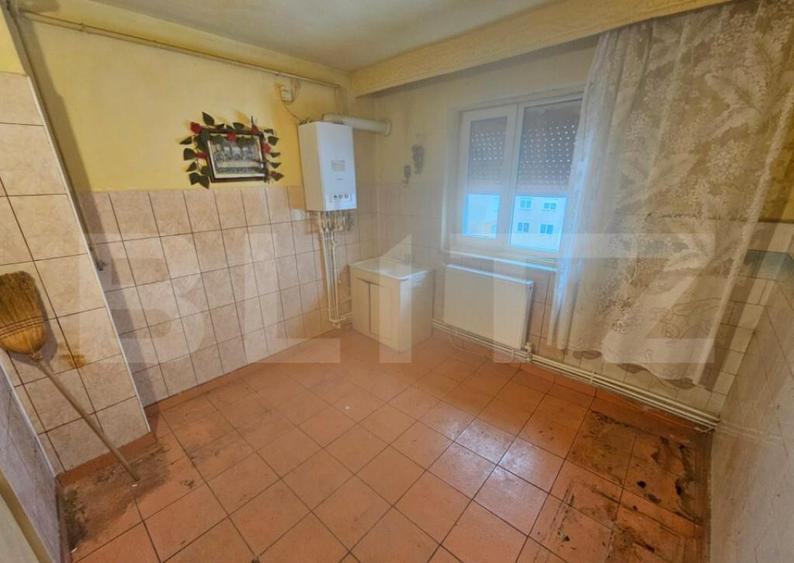 Apartament 2 camere, 57 mp, balcon generos zona Gojdu, i - 2