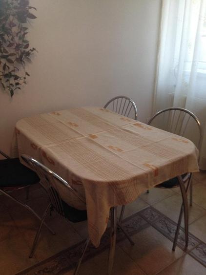 casa cocheta , foarte ingrijita , mobilata si utilata, gaz, 750 Euro - 8