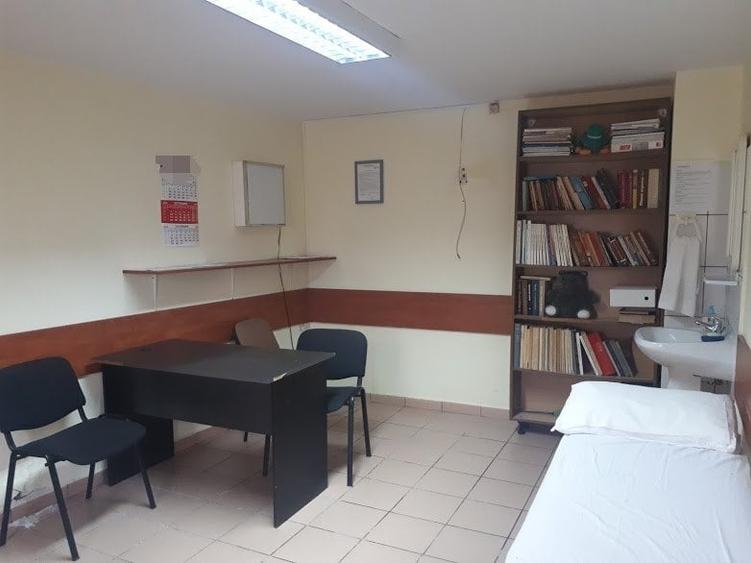 Cladire Birouri- 3 niveluri + 2 corpuri - 5