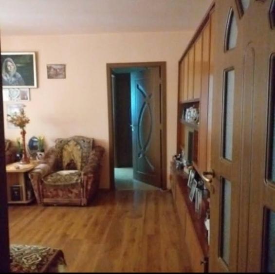 Vând apartament  2 camere - 12