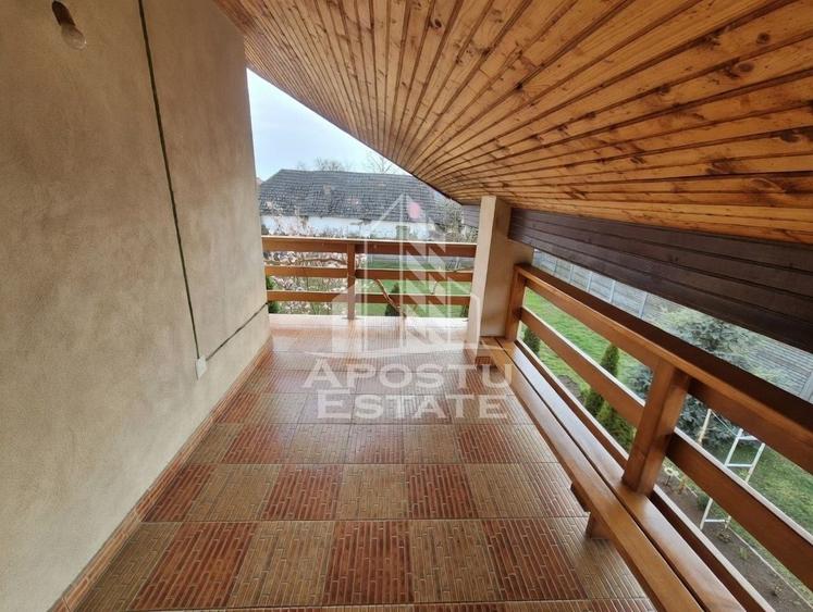 Casă cu 6 camere cu Canalizare în Pesac