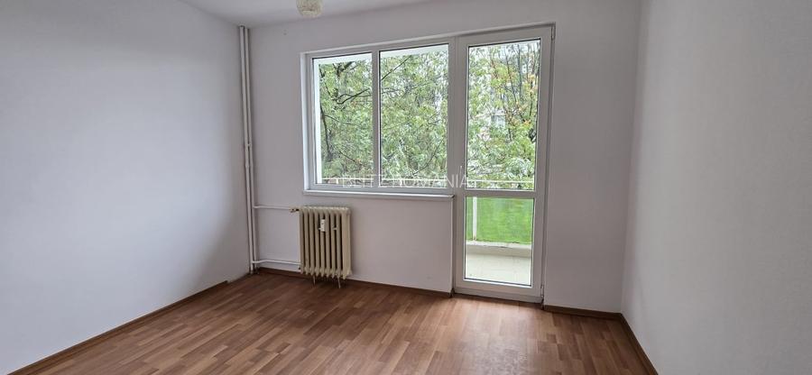 Apartament 3 camere, 61 mp, zona Cina Nord