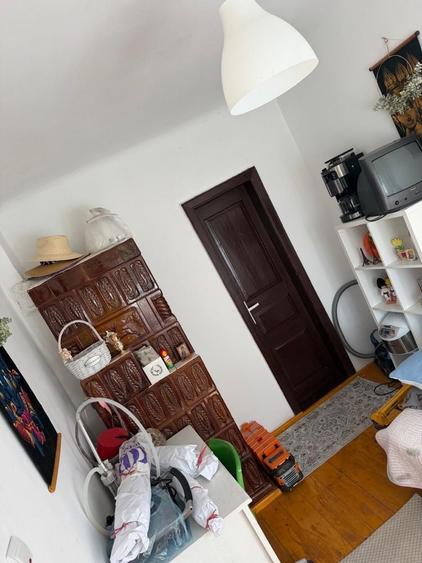 Casă cu 3 camere în Săhăteni