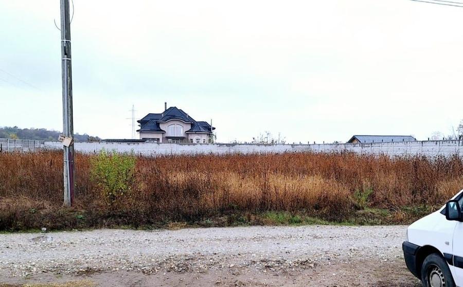 Teren de vânzare Varteju aproape de Autostrada A2, 1000mp, utilitati