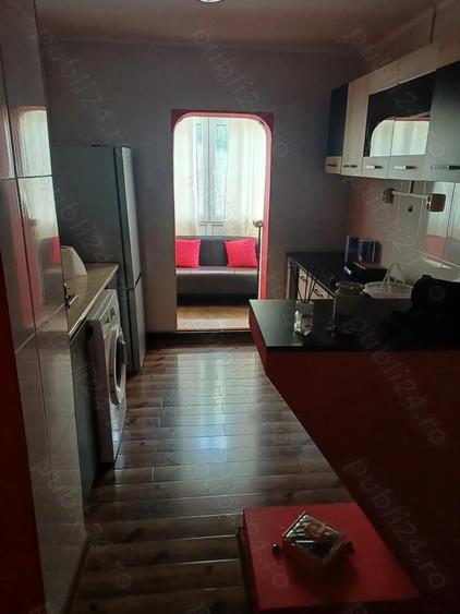 Inchiriez camera intr-un apartament cu 2 camere - 2