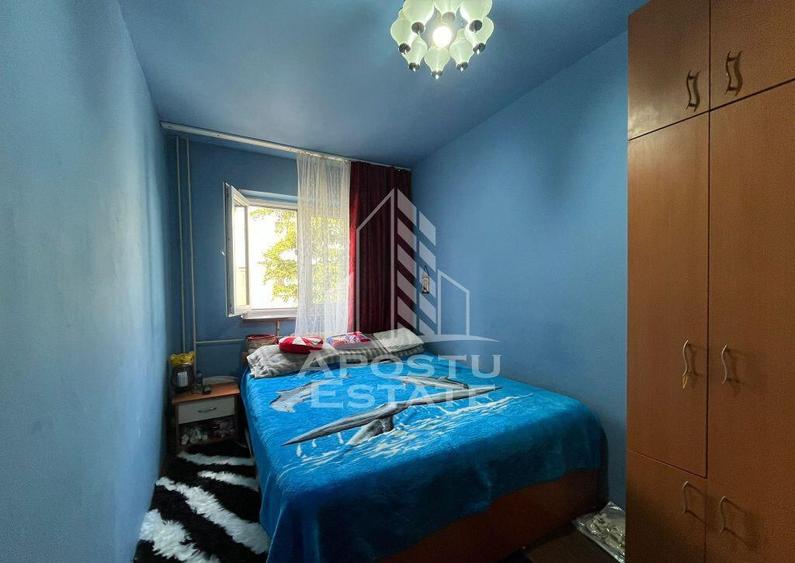 Apartament cu 3 camere, semidecomandat, etaj intermediar,... - 1