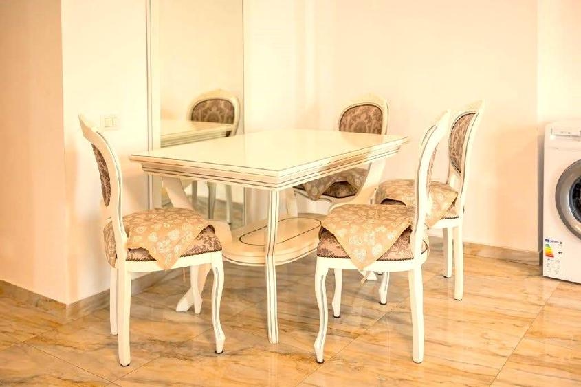 Statiunea Mamaia - Apartament 2 camere, vedere la Mare si Lac - 8