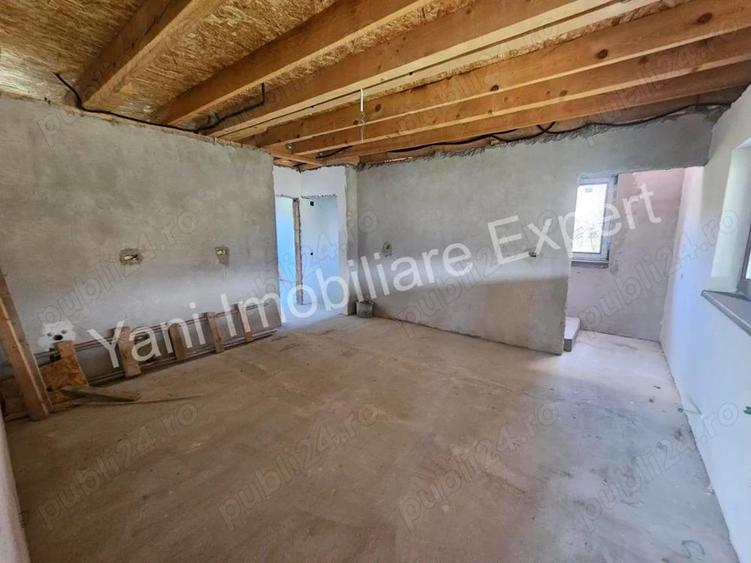 Casa de vacan?a de vanzare in comuna Corbi, sat Poienarei, jude? Arge?. - 7