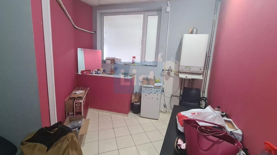 Spațiu comercial, de 64 mp, în Podgoria