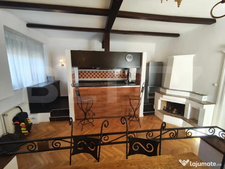 Apartament cu 4 camere semidecomandat în Ultracentral