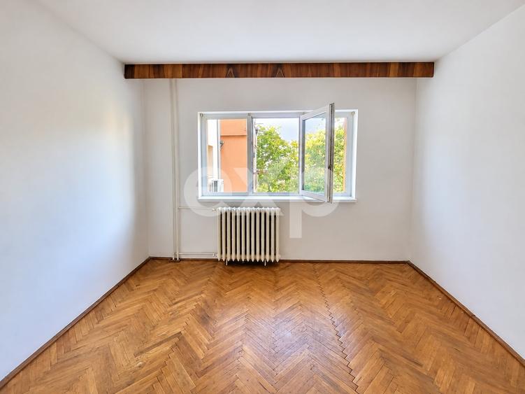 Apartament cu 2 camere decomandat în Soarelui