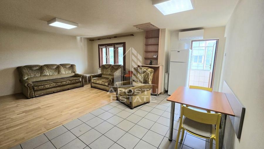 Apartament decomandat cu 1 camera, centrala proprie, Buco... - 1