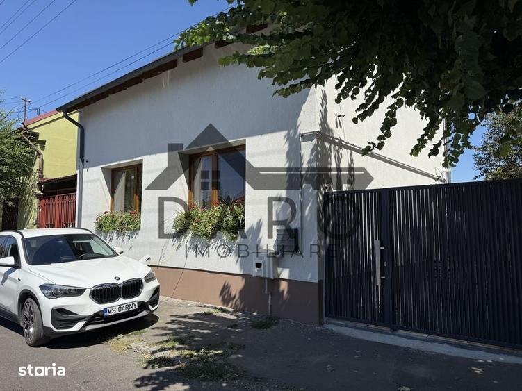 Casă cu 4 camere în Central