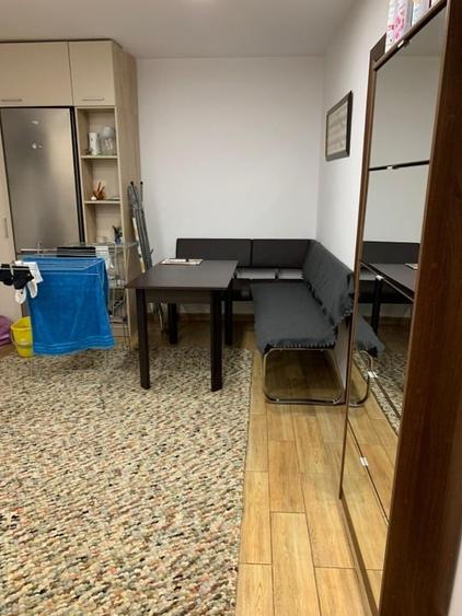 Apartament cu 3 camere semidecomandat, mobilat în Gara de Nord