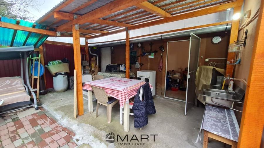 Casă cu 2 camere cu Teren 200 Mp în Central