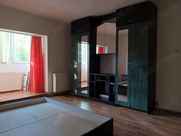 Apartament cu 2 camere decomandat în Răcădău