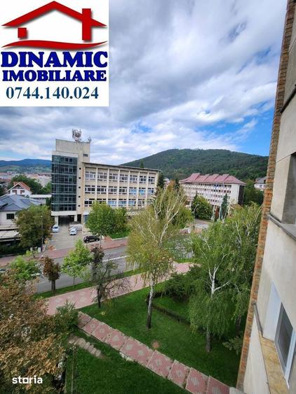 Apartament cu 2 camere semidecomandat în Ultracentral