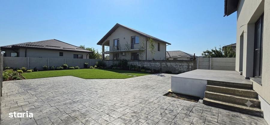 Casă cu 4 camere în Clinceni